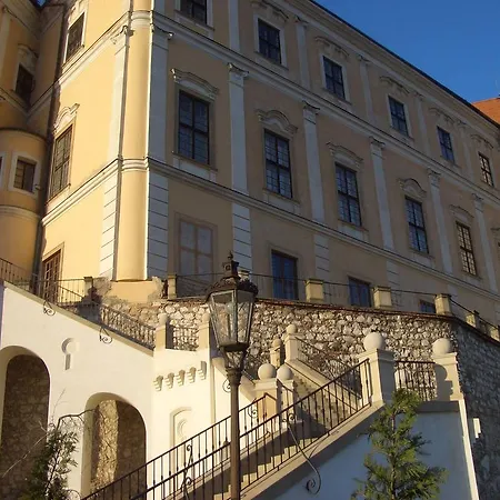 Mikulov, Husova Ulice ميكولوف