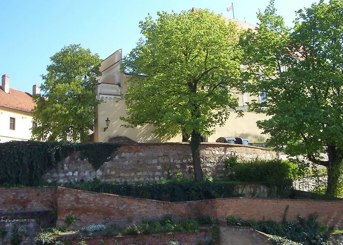 Apartamento Mikulov, Husova Ulice *