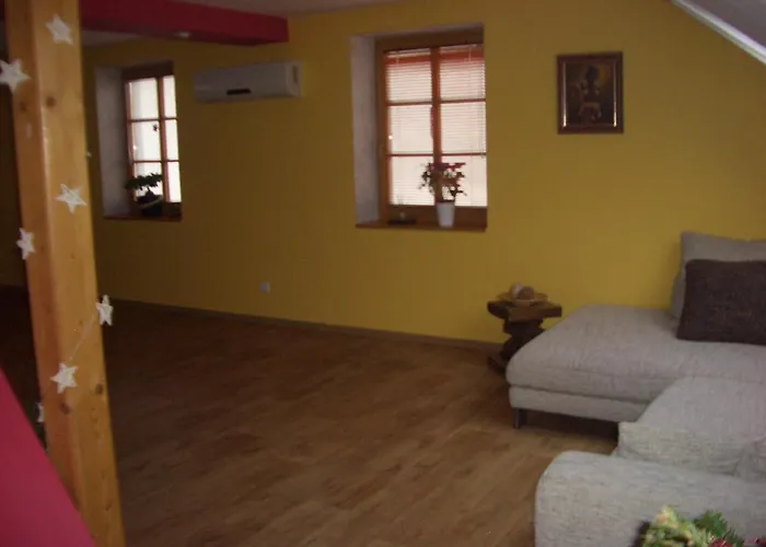 Mikulov, Husova Ulice Apartamento Mikulov